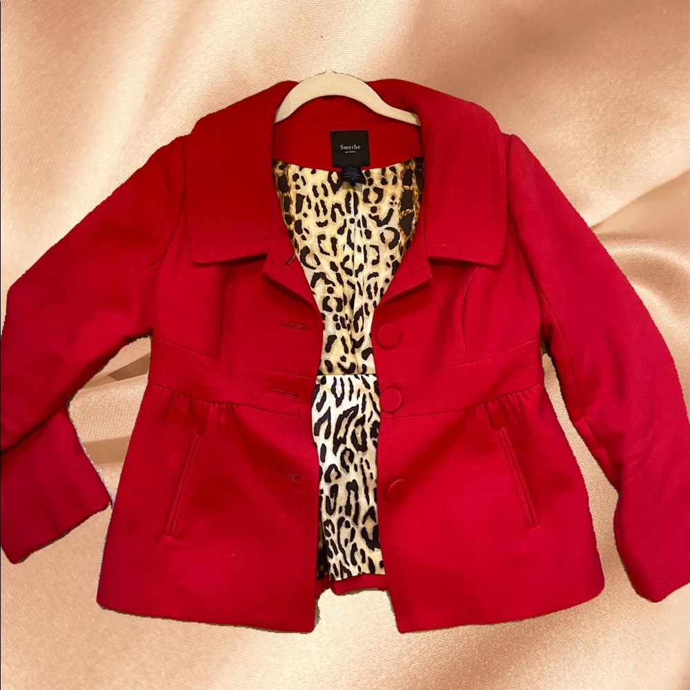 Red Smythe Peacoat Size 10 leopard print liner, two large buttons